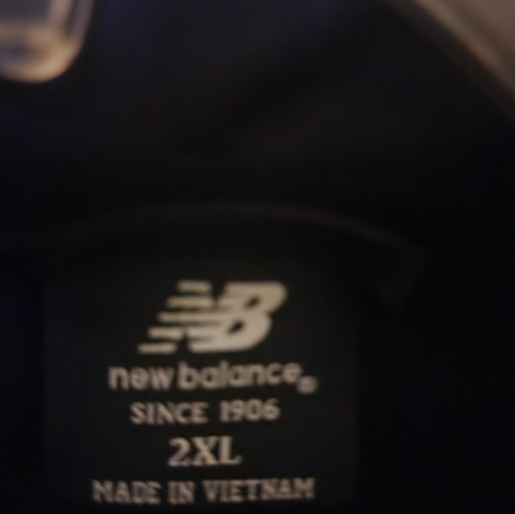 New Balance Zip Up Jacket - Picture 6 of 8